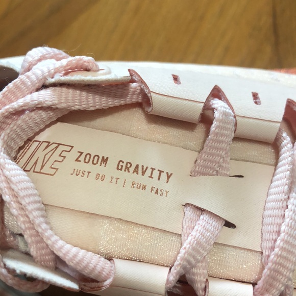 NWOT Nike Zoom Gravity Just Do it Run Fast Size 8. - Picture 3 of 14